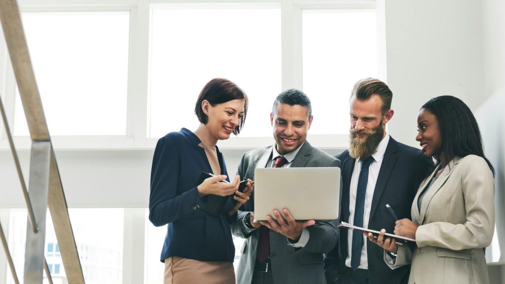 Im Webinar Förderstrategie für Unternehmen zeigt PFIF, wie Zuschuss und Forschungszulage strategisch kombiniert werden.